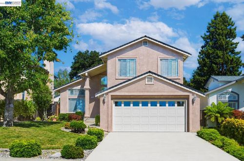 5133 Madison Ln, Castro Valley, CA, 94546-2569 | Card Image
