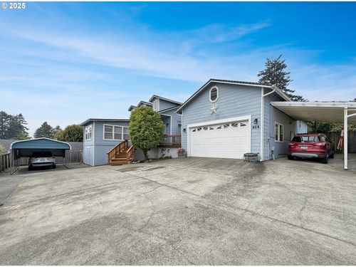 914 Easy St, Brookings, OR, 97415 | Card Image