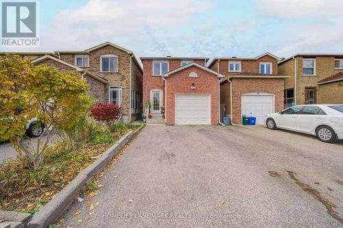 72 Terrosa Road, Markham (Middlefield), ON, L3S2N2 | Card Image