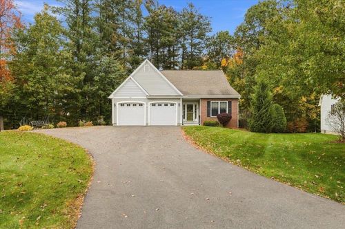 33 Reflection Dr, Hudson, NH, 03051-6416 | Card Image