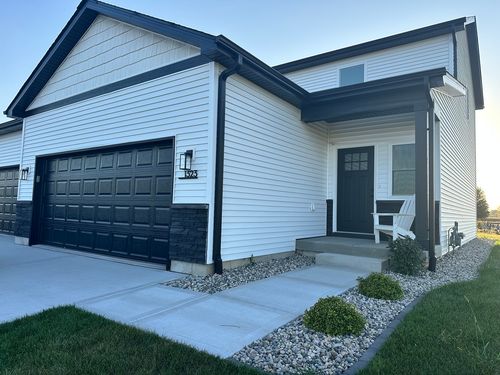 1323 Sioux Turn, Kankakee, IL, 60901-8114 | Card Image