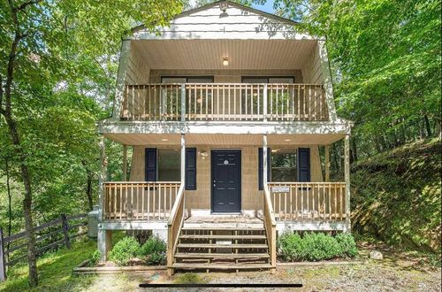 393 Garnet Dr, Ellijay, GA, 30540 | Card Image