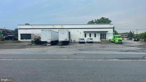 3020 Bowlarama Dr, NEW CASTLE, DE, 19720-1317 | Card Image