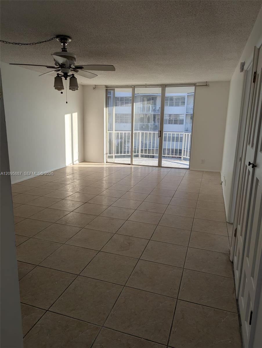 Residential Lease in North Miami Beach 4