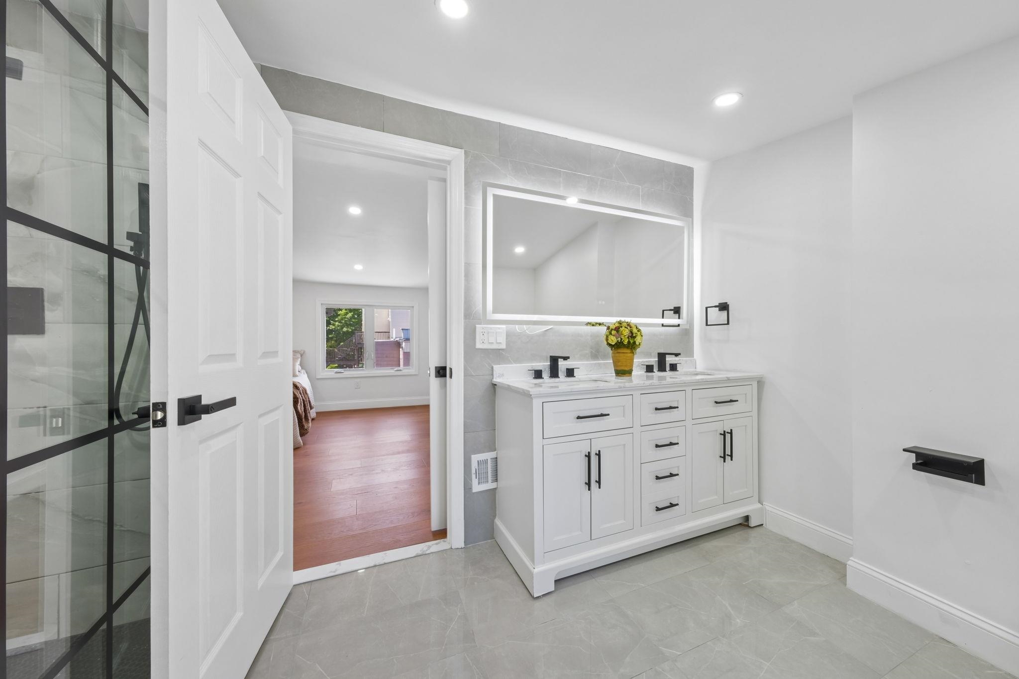 Residential in JC, Heights 4