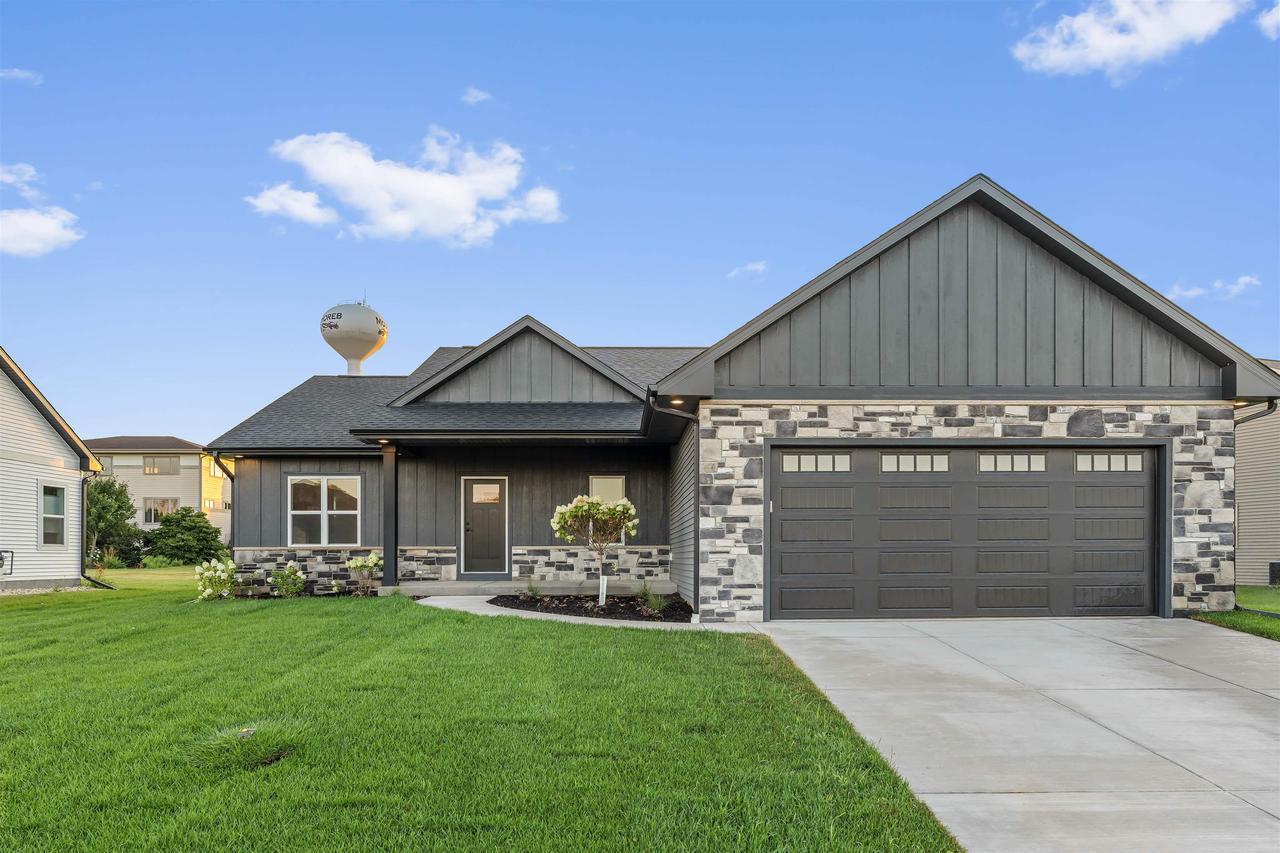 Grieg Dr, Mount Horeb, WI 53572