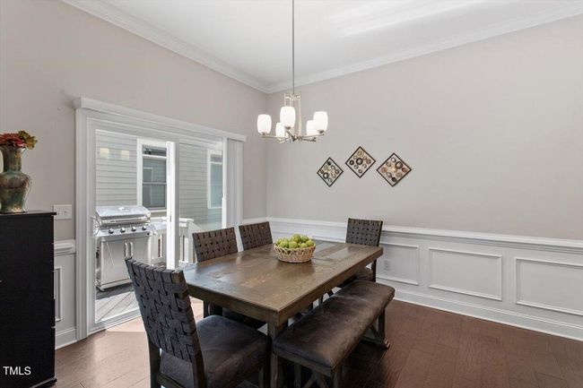 15-220 W Winmore Ave [2285161]_15 | Image 7