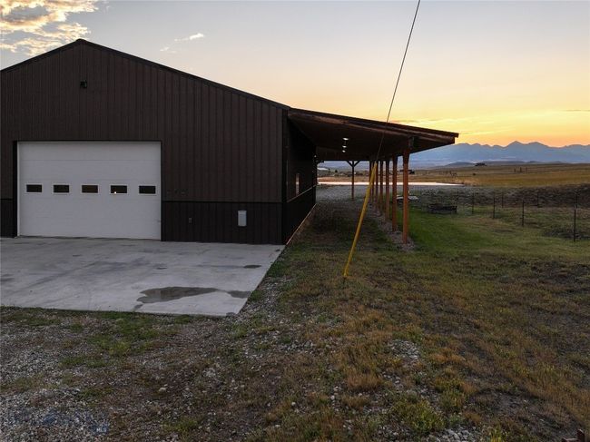 21 Jim Parrent Ln, House other with 3 bedrooms, 2 bathrooms and null parking in Big Timber MT | Image 48