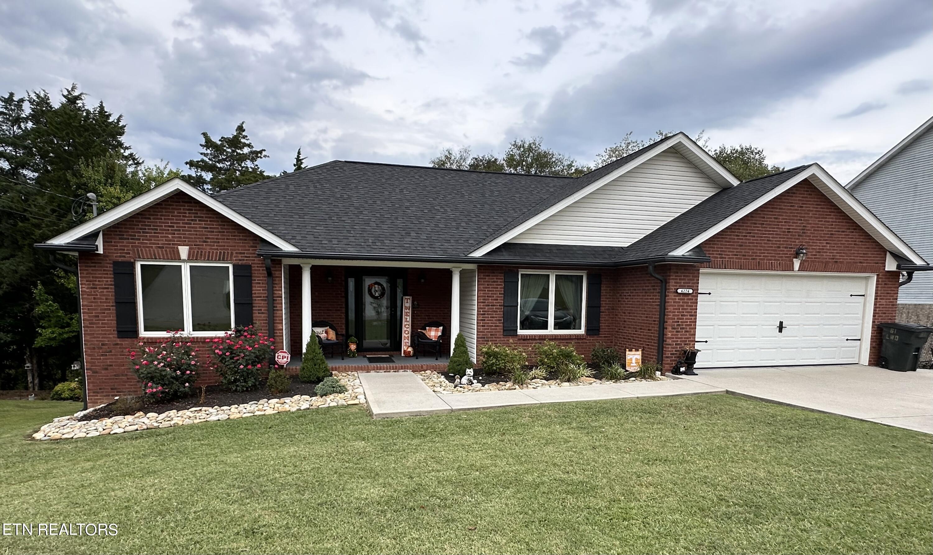 Foothills Dr, Knoxville, TN 37938