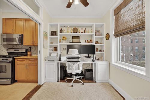 apt-eb3-445 Gramatan Ave, Mount Vernon, NY, 10552-2933 | Card Image