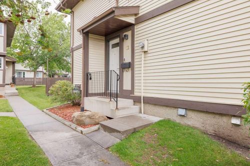 13-115 Bergen Rd Nw, Calgary, AB, T3K1P2 | Card Image