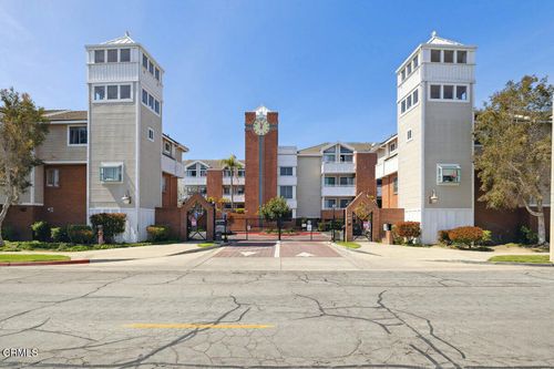 877 S B St, OXNARD, CA, 93030-7188 | Card Image