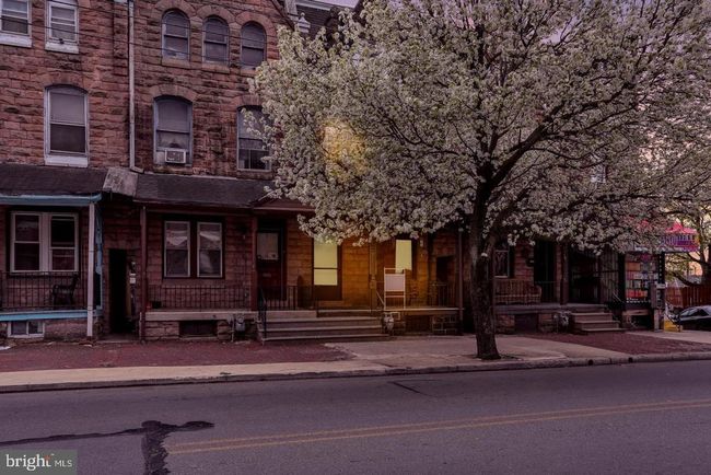 1404 Perkiomen Ave, Townhouse with 5 bedrooms, 2 bathrooms and null parking in READING PA | Image 35