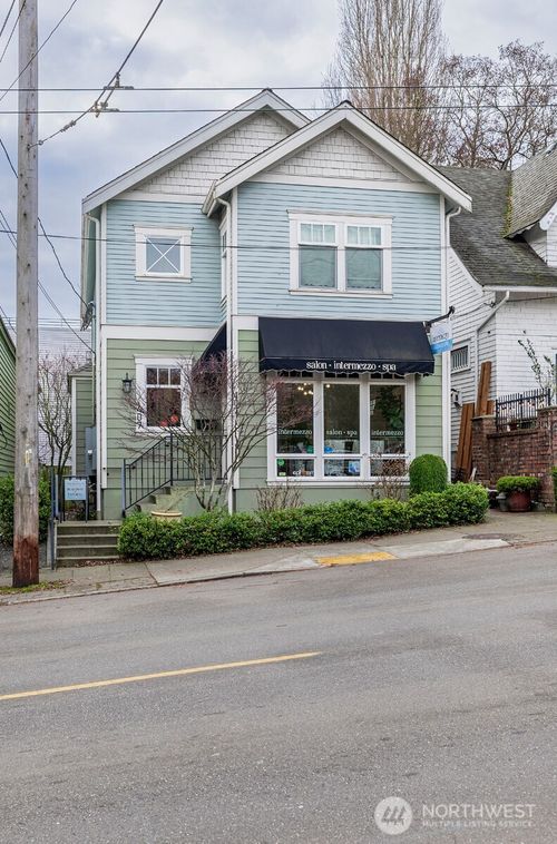 407 W Galer St, Seattle, WA, 98119-3335 | Card Image