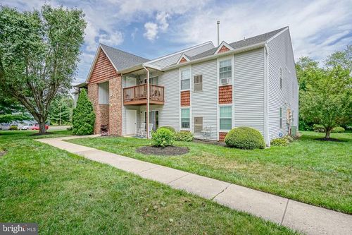 93 Claire Ct, BLACKWOOD, NJ, 08012-2605 | Card Image