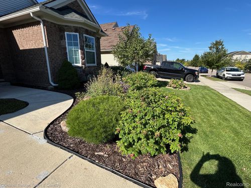 4134 Chase Ridge Ln, Howell, MI, 48843-8209 | Card Image
