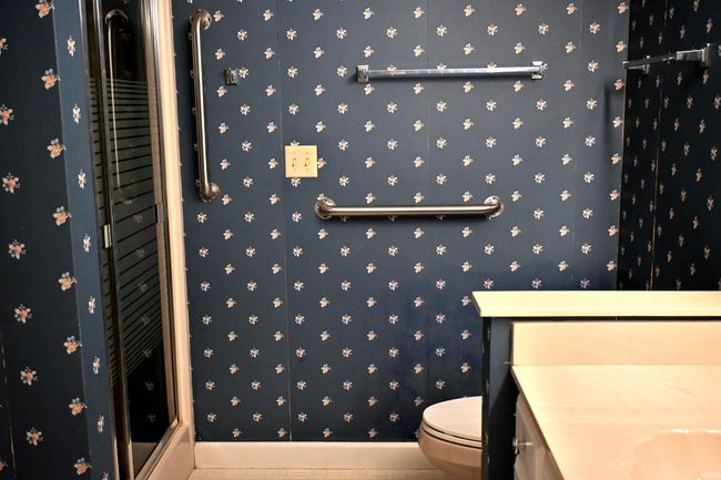 1029 University Dr, House other with 3 bedrooms, 2 bathrooms and null parking in Jasper IN | Image 13