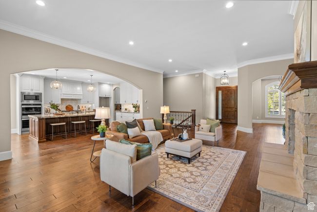 2209 E Viscaya Dr, House other with 5 bedrooms, 3 bathrooms and 6 parking in Draper UT | Image 12