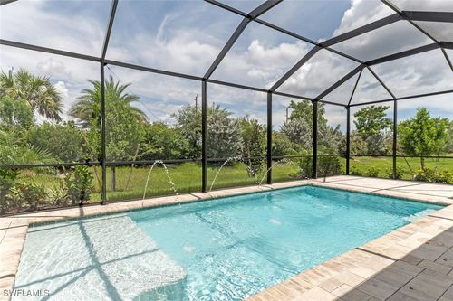 14586 Tropical Dr, NAPLES, FL, 34114-8696 | Card Image