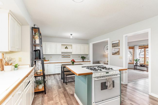 Large Kitchen | Image 8