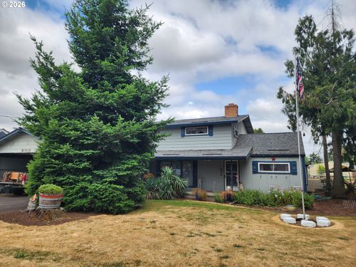 725 W Main St, Molalla, OR, 97038-9382 | Card Image