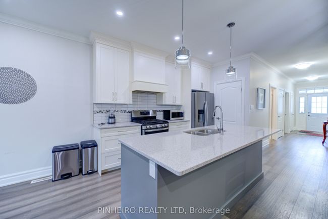 118 Spencer Ave, House other with 3 bedrooms, 2 bathrooms and 4 parking in Lucan ON | Image 6
