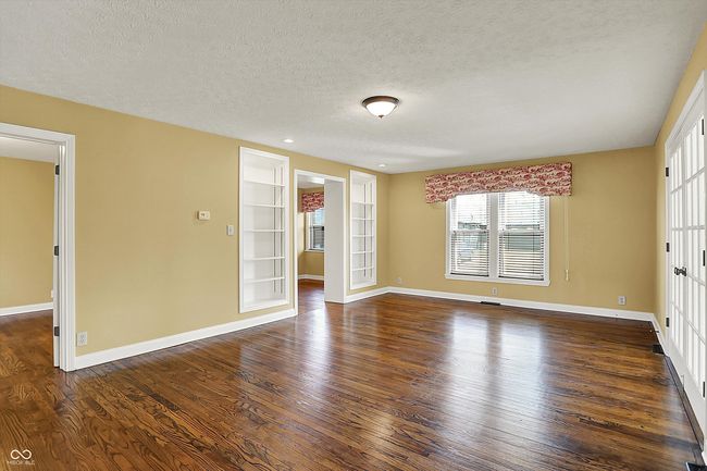 LIVING ROOM | Image 14