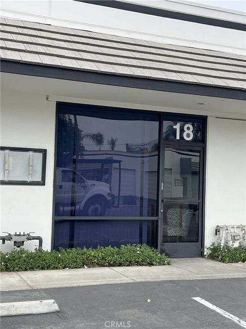 18 N Central Ave, Upland, CA, 91786-5654 | Card Image
