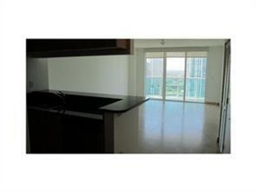3207-31 Se 5th St, Miami, FL, 33131-2503 | Card Image