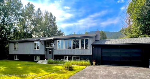 680 E Hall Street, Jackson, WY, 83001 | Card Image