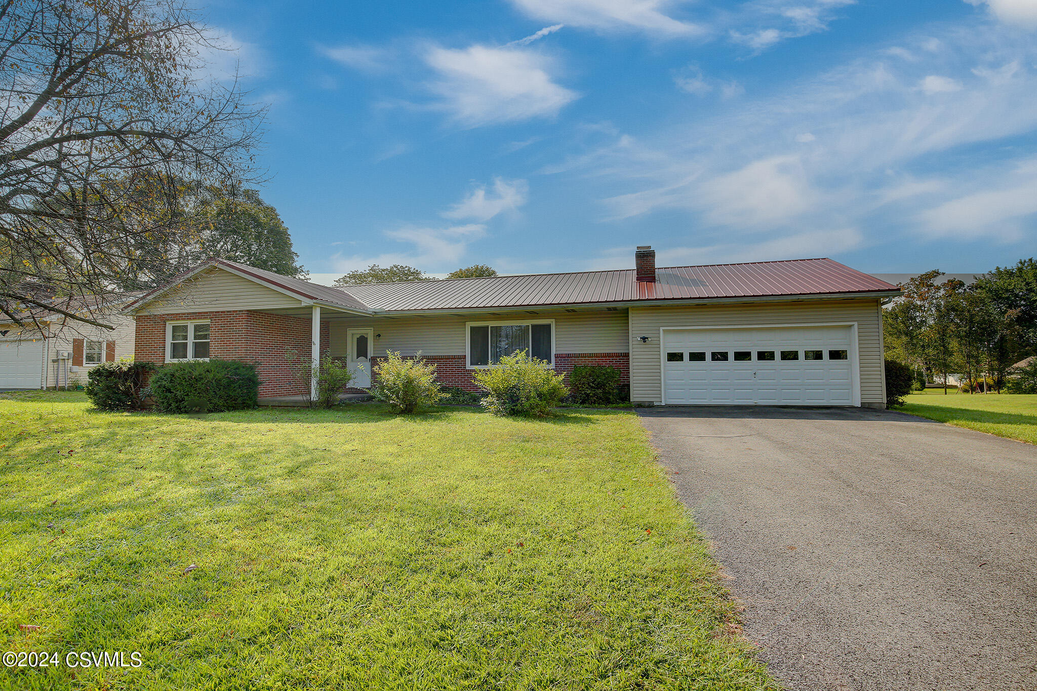 Fairmont Dr, Watsontown, PA 17777