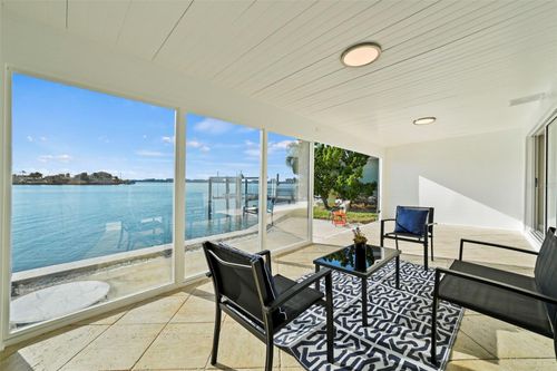 642 Boca Ciega Point Blvd S, ST PETERSBURG, FL, 33708-2718 | Card Image