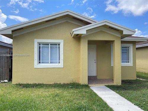 917 Sw 8th Pl, Florida City, FL, 33034-5543 | Card Image