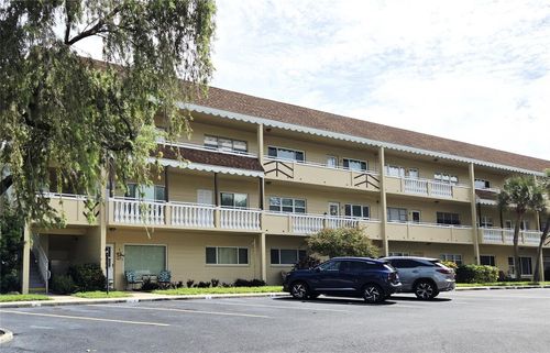 23-2041 Australia Way W, CLEARWATER, FL, 33763-3608 | Card Image
