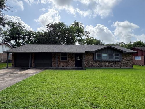 609 Sycamore St, Lake Jackson, TX, 77566-5920 | Card Image