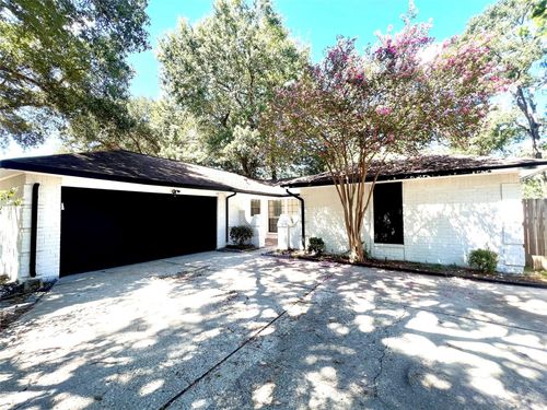 2719 Tinechester Dr, Kingwood, TX, 77339-1033 | Card Image