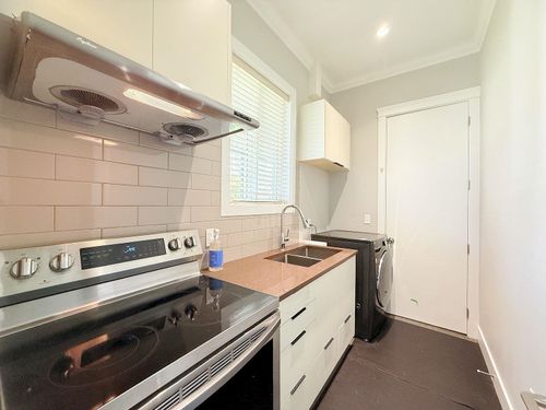 1f-45xx Napier St, Burnaby, BC, V5C3H4 | Card Image
