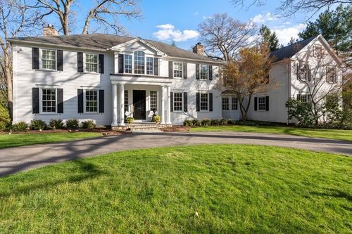 22 Plymouth Rd, Wellesley, MA, 02481-2812 | Card Image