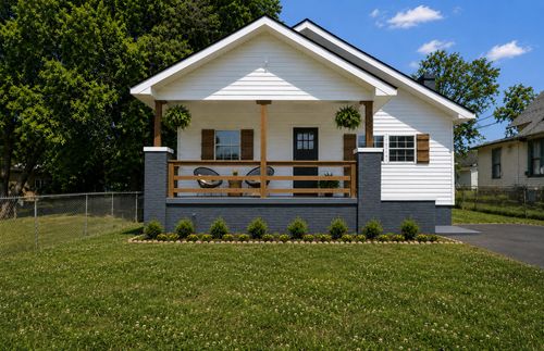 1511 E 13th St, Chattanooga, TN, 37404-4203 | Card Image