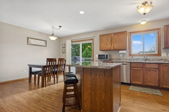 973 Primrose Ln, House other with 3 bedrooms, 2 bathrooms and null parking in Shakopee MN | Image 13