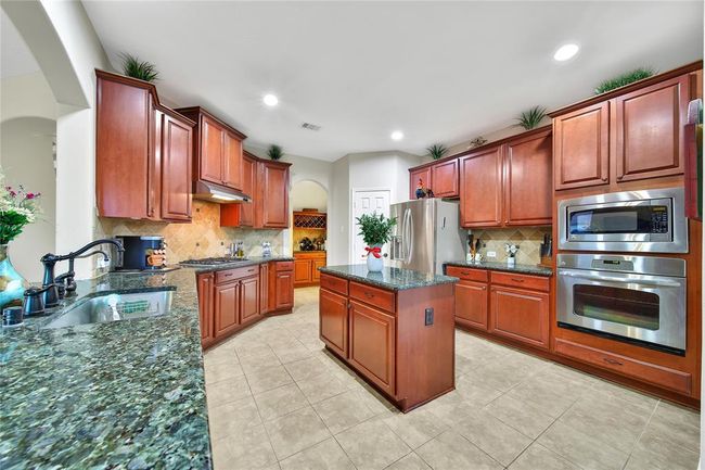3610 Rock Daisy Dr, House other with 4 bedrooms, 4 bathrooms and 4 parking in Spring TX | Image 14