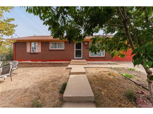 8382 Navajo St, Denver, CO, 80221-3987 | Card Image
