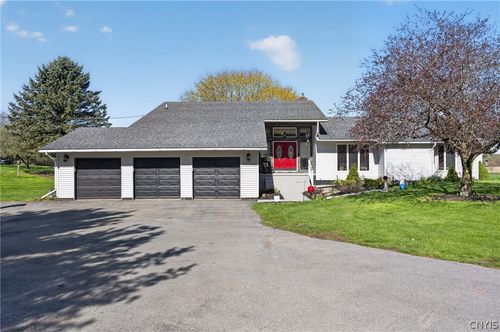 399 Hinman Rd, Pulaski, NY, 13142-2296 | Card Image