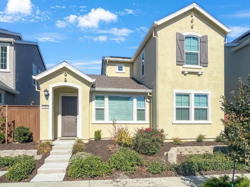 1383 Hadley Dr, Woodland, CA, 95776-6389 | Card Image