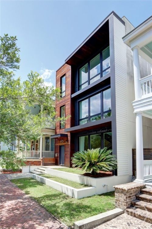 416 E Bolton St, Savannah, GA, 31401-5920 | Card Image