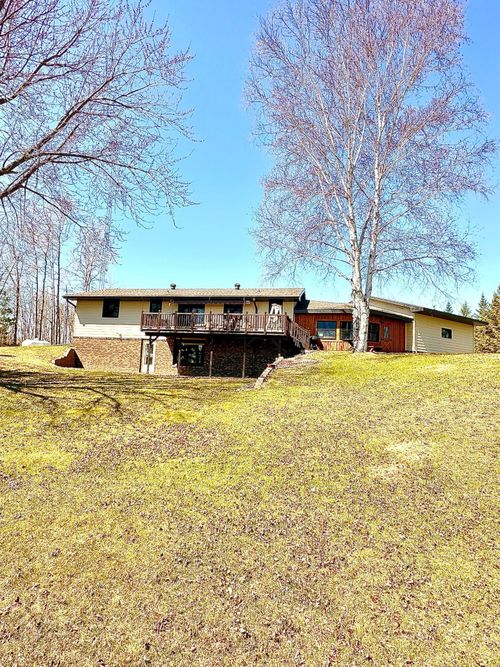 1421 Riverside Dr Nw, Baudette, MN, 56623-8838 | Card Image
