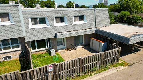 38-14 Williamsburg Rd, Kitchener, ON, N2E1W1 | Card Image