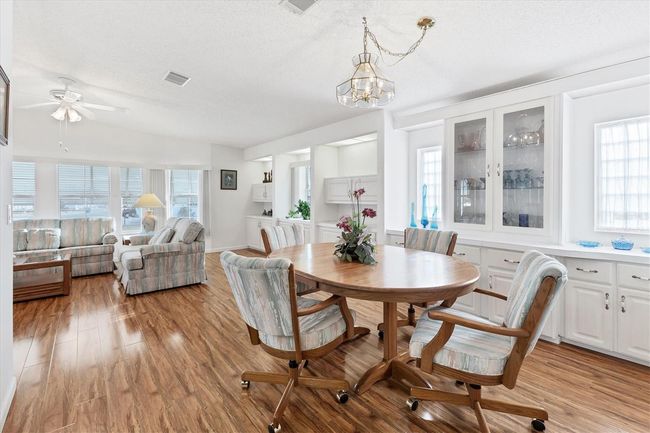 Dining/Living Room | Image 6