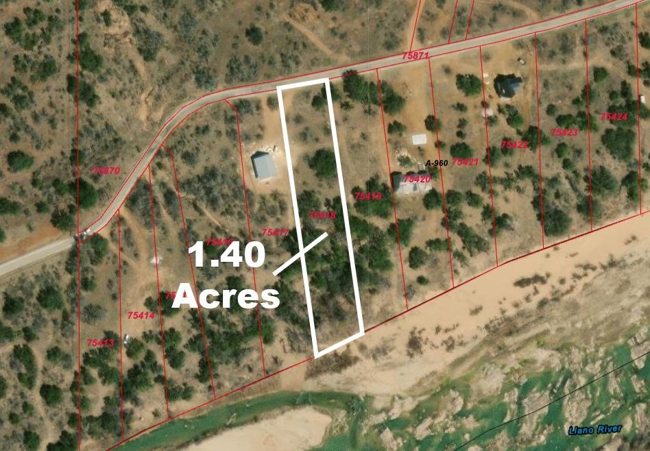 Land in Llano 2