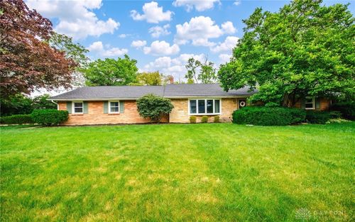 7439 Barr Cir, Dayton, OH, 45459-3506 | Card Image